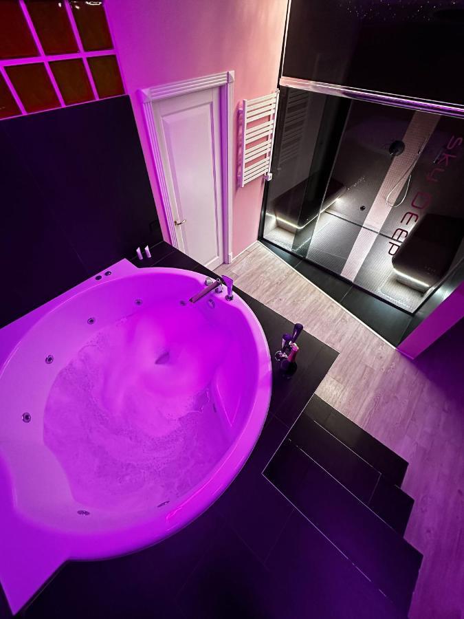 Apartament Sky Deep Jacuzzi 30 Floor Kłajpeda Zewnętrze zdjęcie
